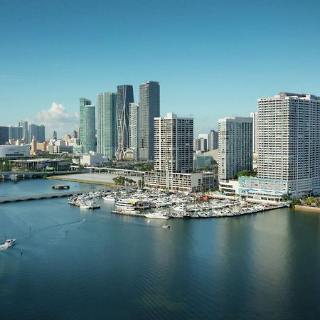Doubletree By Hilton Grand Hotel Biscayne Bay Miami Exteriér fotografie