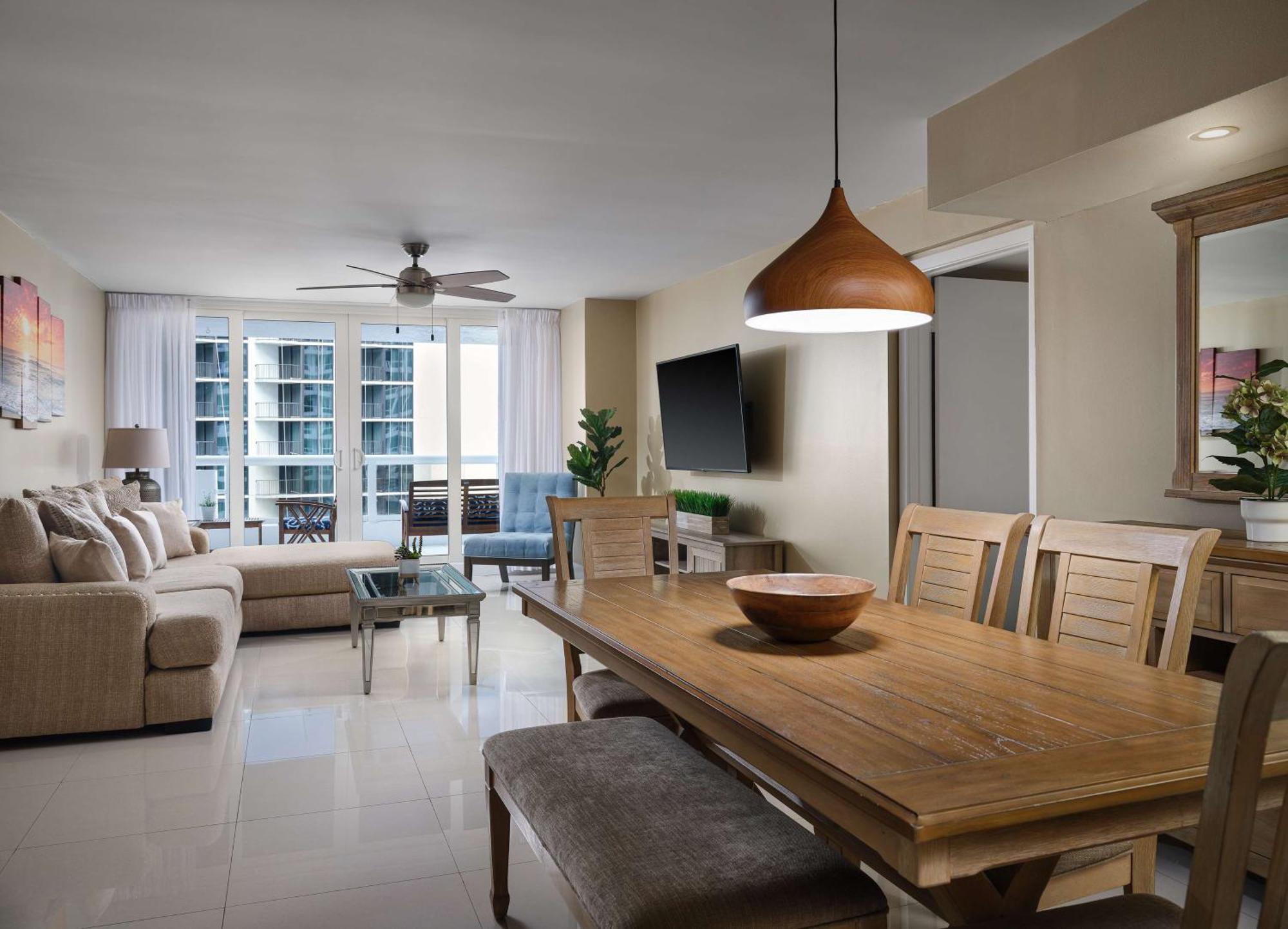 Doubletree By Hilton Grand Hotel Biscayne Bay Miami Exteriér fotografie